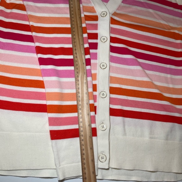 NWOT Women’s Talbots ombré cardigan with gold and pearl buttons - Picture 9 of 10